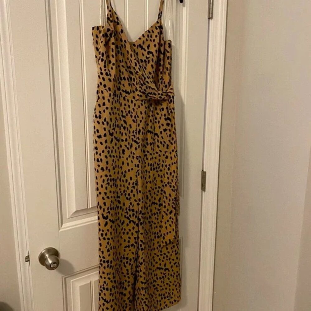 FLASH SALE! 🐆 Cheetah Print Jumpsuit! - Picture 3 of 11